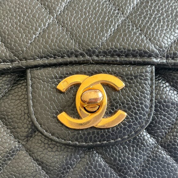 Chanel Classic Vintage Medium Caviar Double Flap Bag – Black Gold Hardware - Picture 5 of 13